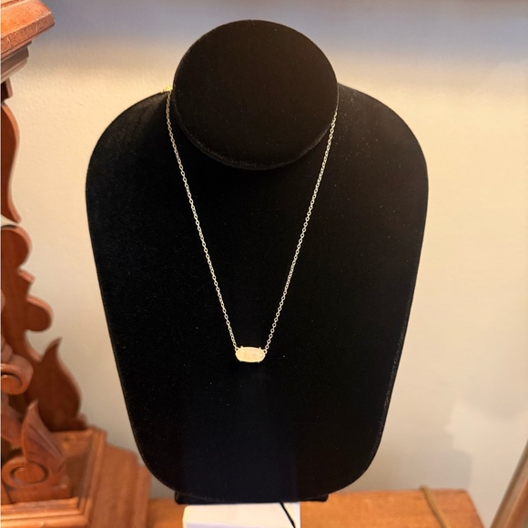 Retired Kendra Scott Ever Necklace 14K Gold Plated Rose Quartz w/ Dustbag - Picture 12 of 12